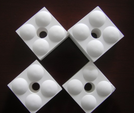 耐磨(mo)陶瓷(ci).png