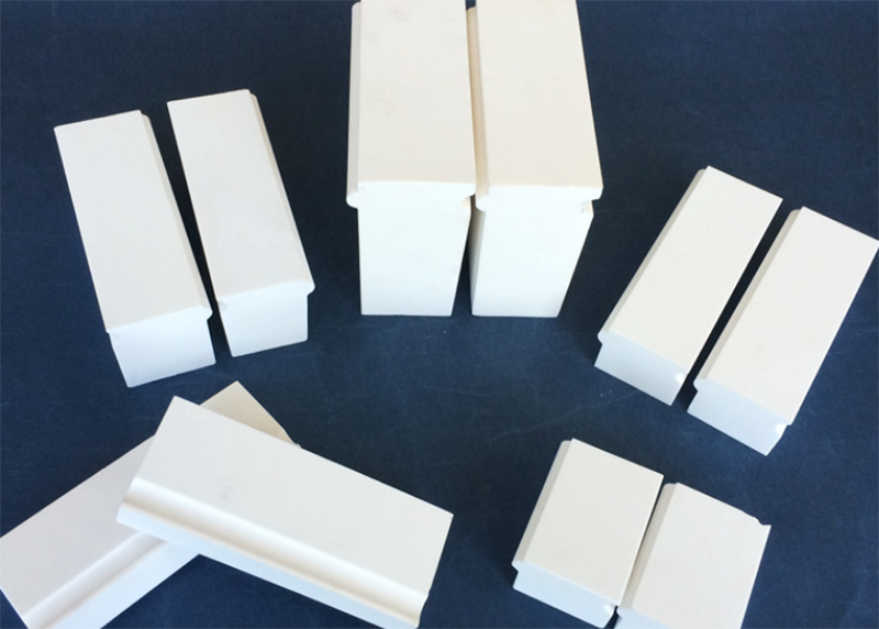 氧化鋁(lü)襯磚