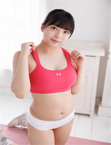 日本精品巨爆乳无码大乳巨H-儿子17岁每天晚上要抱着睡