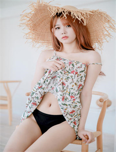 小草青青免费视频-丑女无敌第3季全集