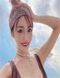 日本全彩黄漫无遮挡-对着镜子双腿张开 揉核h